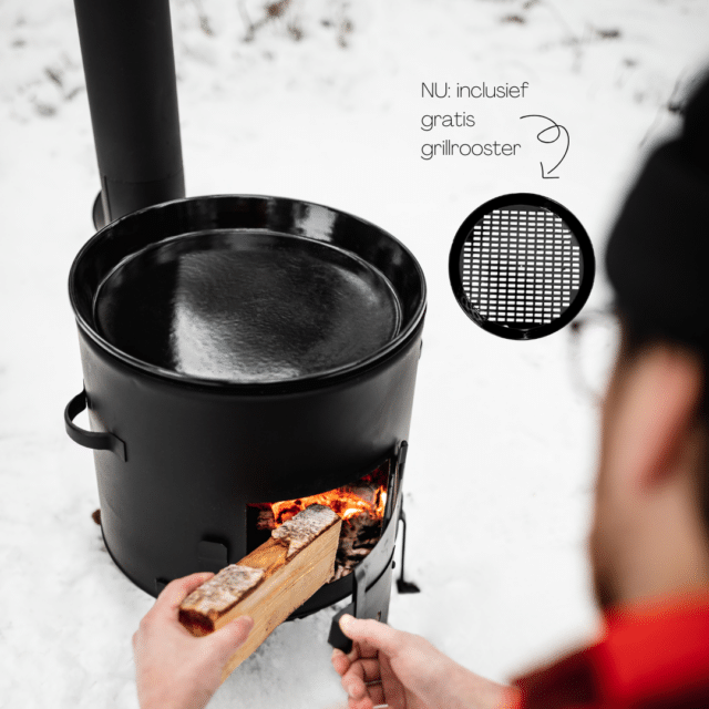 BBQ buiten kookkachel met bakplaat in de sneeuw VUUR LAB