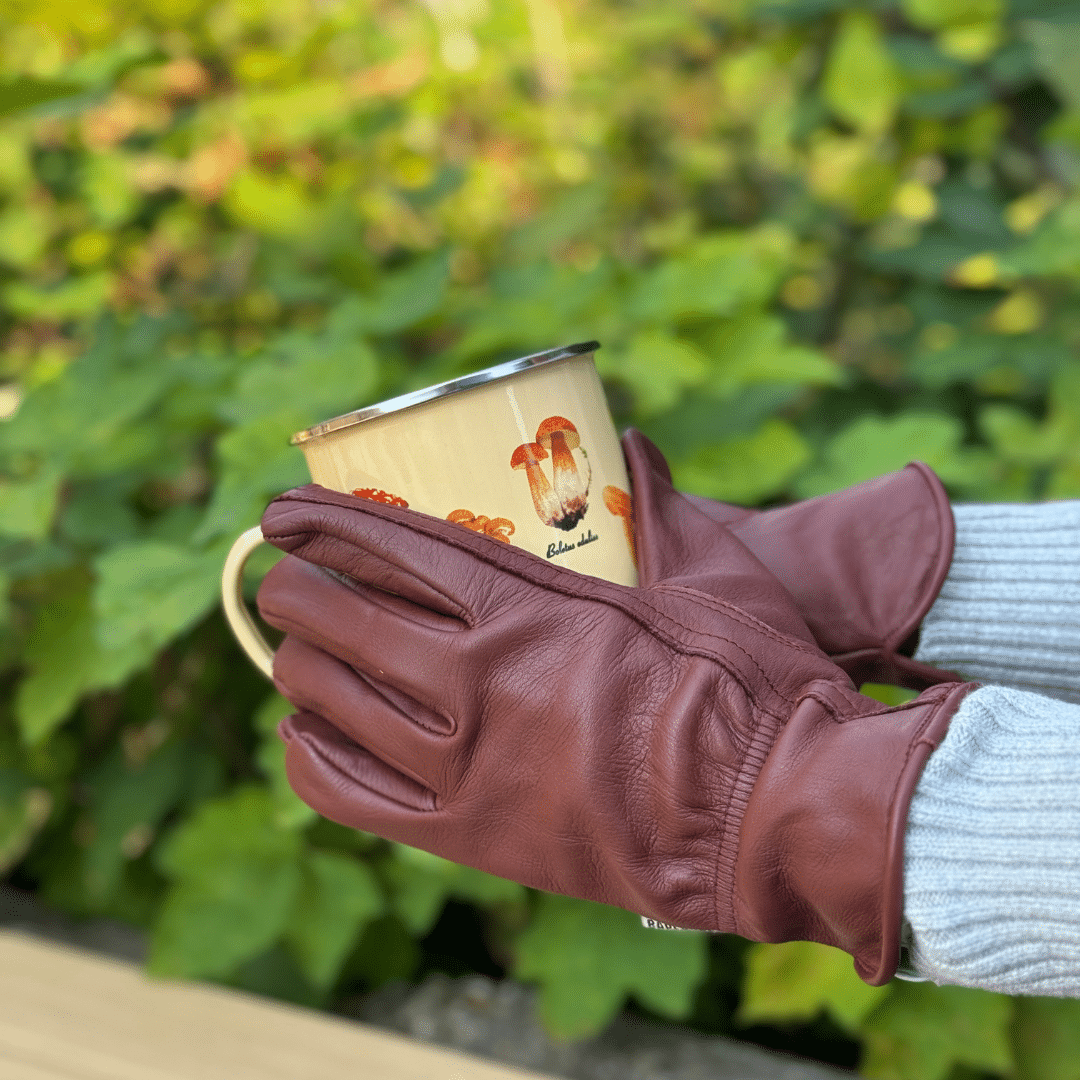 Classic Work gloves barebones enamel mug mushroom